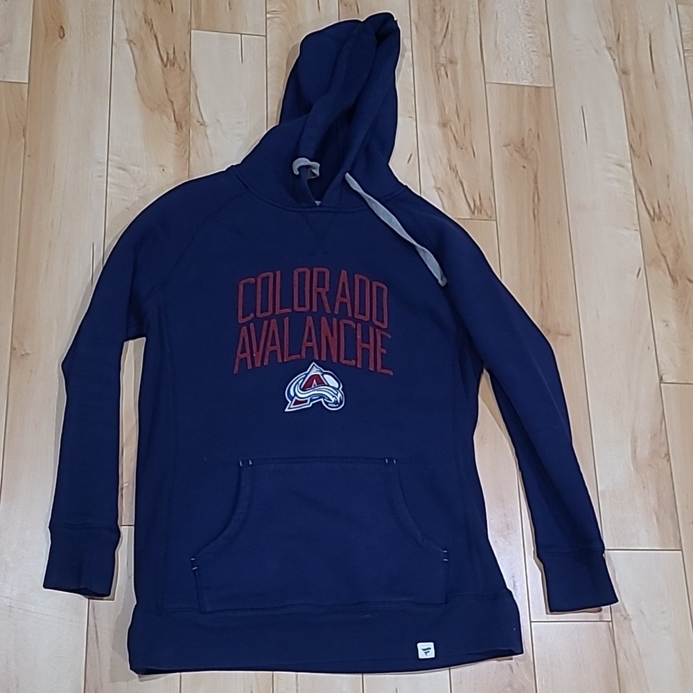 Women's medium Colorado Avalanche hoodie